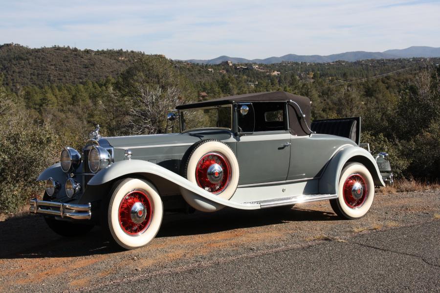  Packard Model 840 Deluxe Eight Convertible Coupe 1931 года  (фото 1 из 33)